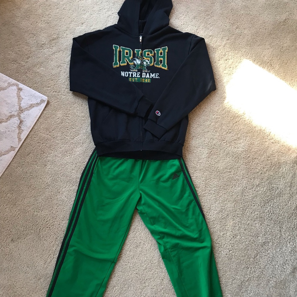 Fighting Irish Hoodie and Sweats Youth Large